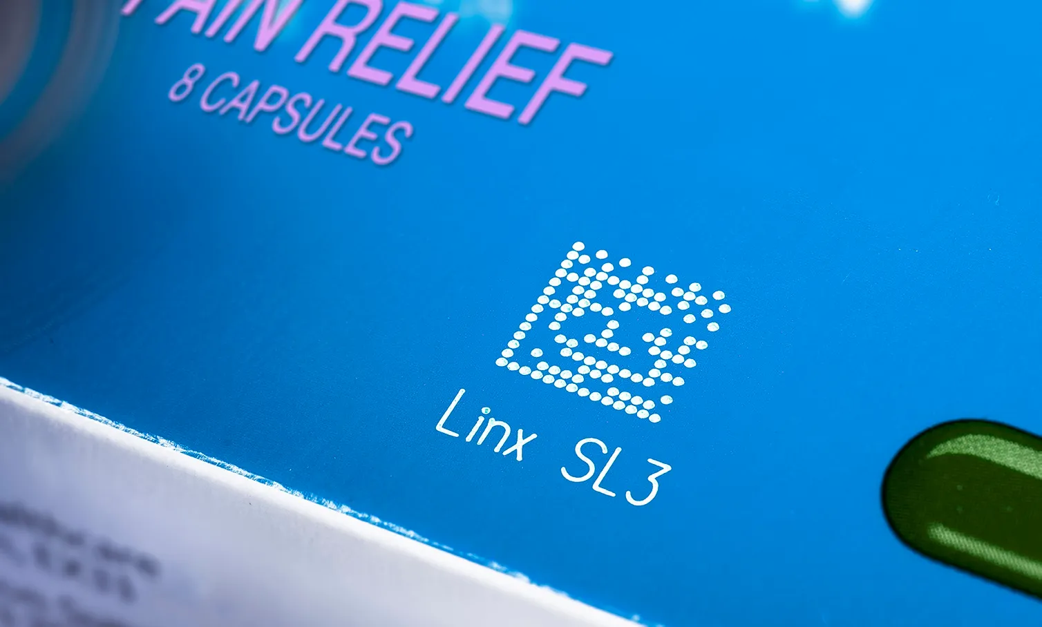 QR-код на фармацевтической упаковке — лазерная маркировка Linx SL3